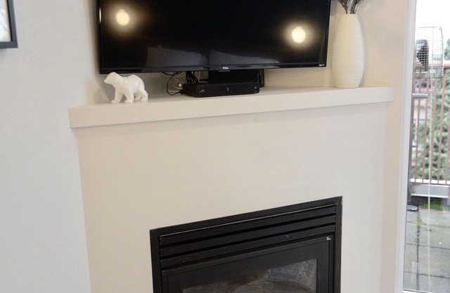 Modern Whistler Village Studio with Mountain Views