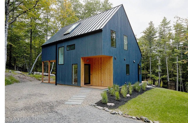 Modern Woodstock Cabin