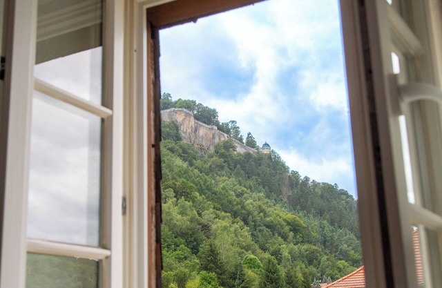 Moderne Ferienwohnung mit Festungsblick im Zentrum