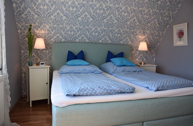 Moderner Landhausstil, W -lan, für bis zu 2 Erwachsenen,3 km bis zur Ostsee