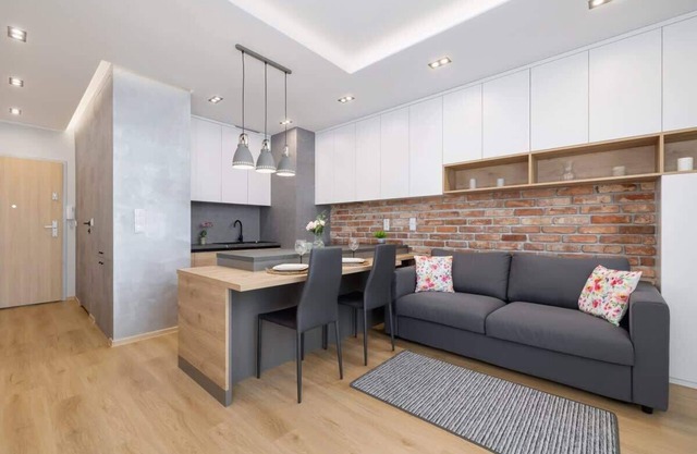 Mogilska 120D | Kraków | Contemporary Studio | Parking