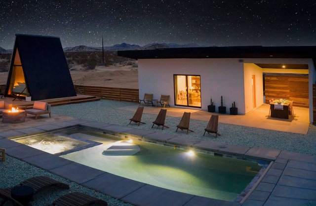 Mojave Daydream - Boutique Poolside Stargazing in Landers