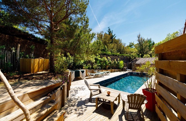 Moliets villa with pool La Maison Flôttée