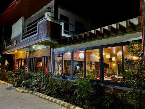 Mom Shie's Apartelle