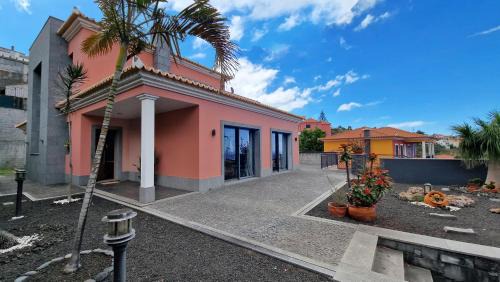 Mon Rêve Portugais by LovelyStay