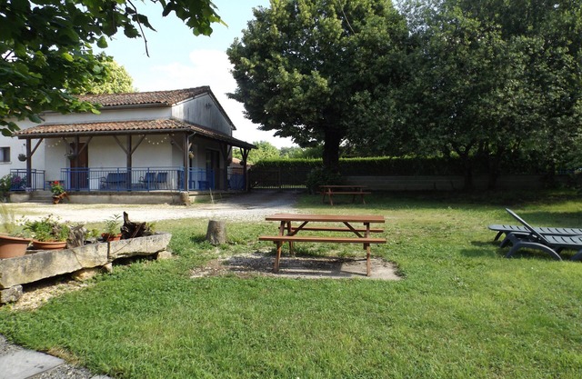 Mon repos à côté de l'eau - Tranquil riverside holiday home