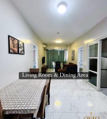 Monarch Parksuites 2BR Deluxe 4 Family beds