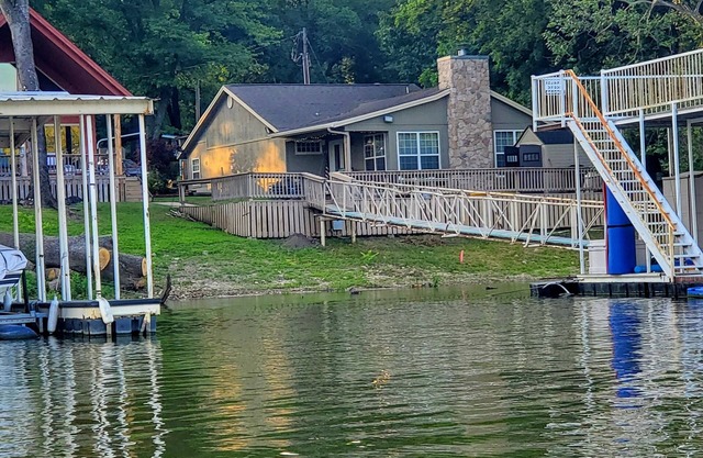 Monkey Island, Afton, OK Grand Lake, Waterfront, Boat Slip, No stairs, Pets Ok
