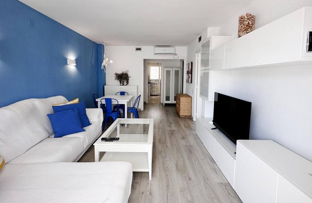 Monky by Blausitges: by the beach in Sitges