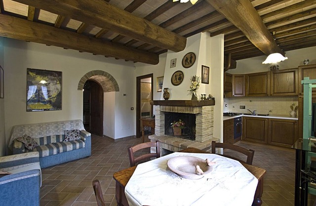 MONSIGNOR HOUSE b&b APARTMENT WITH BALCONY