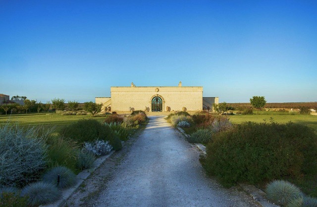 Montekore - Four Bedroom Villa, Sleeps 8