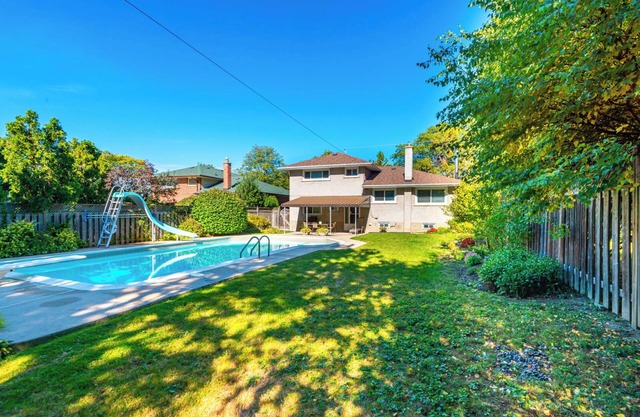 Monthly Stay ~ Slam Dunk Themed Room w/Pool Access