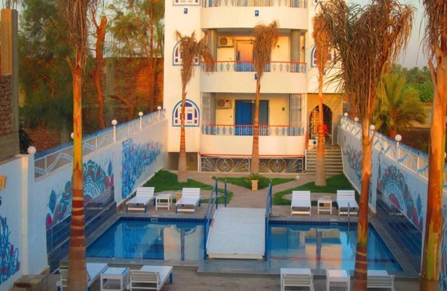 Moon Valley Apartments