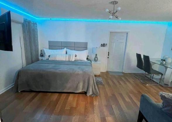 MoonLight Suite Miami - Free parking