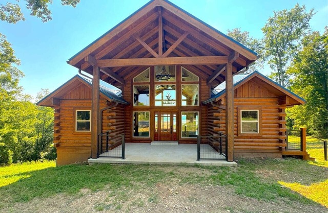 Moose Head Lodge