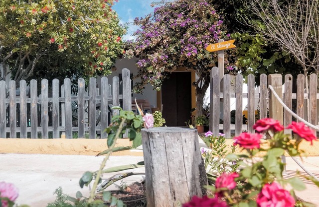 Morna Farmhouse - Naranjo House