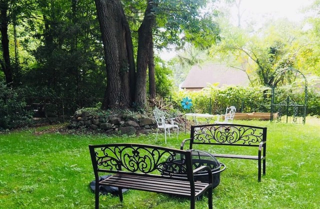 Morse · Maison de Jardin Yale New Haven for Large Groups