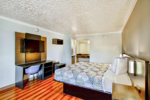 Motel 6-Fort Worth, TX - White Settlement