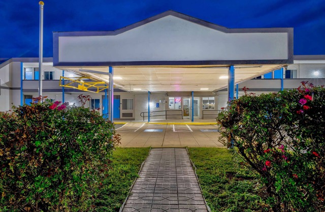 Motel 6 - Harrisburg, PA - Near PA Expo Center