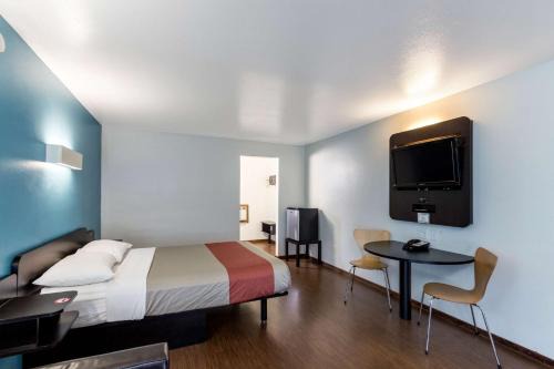 Motel 6-Missoula, MT - University