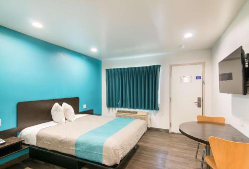 Motel 6-South El Monte, CA - Los Angeles