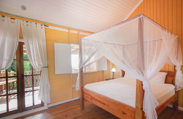 Mount Edgecombe Boutique Hotel - Nutmeg Suite 2