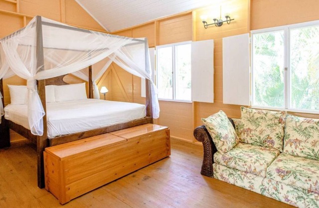 Mount Edgecombe Boutique Hotel - Nutmeg Suite 1