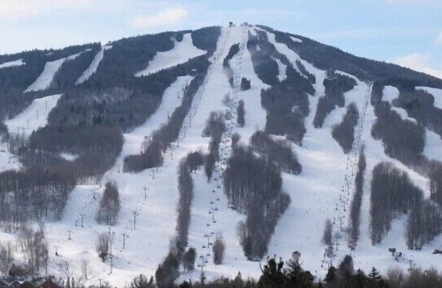 Mount Snow Mountain Views - Spacious and Clean 4 Bedrooms 3 Baths Condo