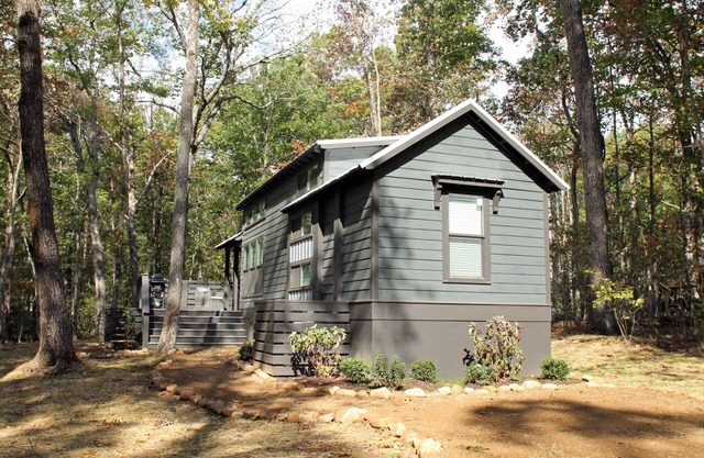 Mountain Top Mini Home at The Retreat at Deer Lick Falls