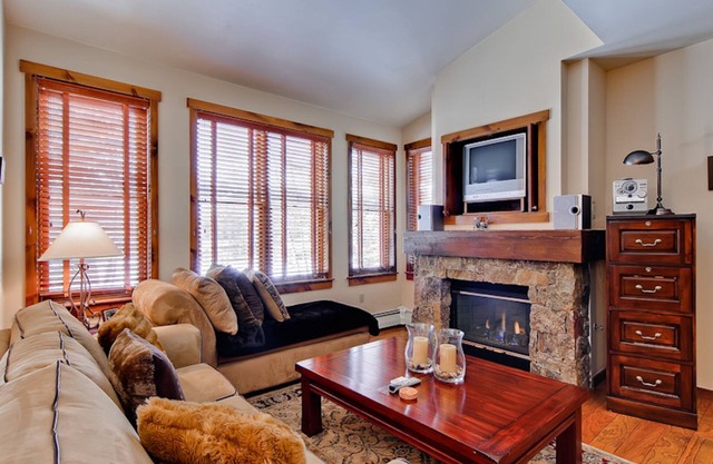 Mountain view condo with pool & hot tubs - walk to lifts, historic Main Street