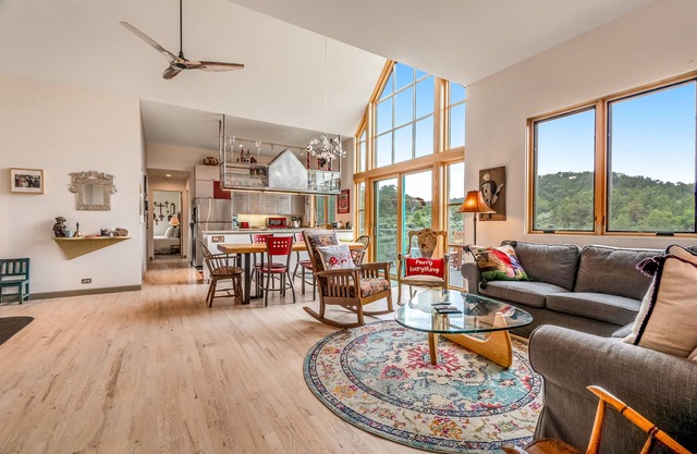 Mountain-view house in Carbondale with private tennis, hot tub, deck & patio