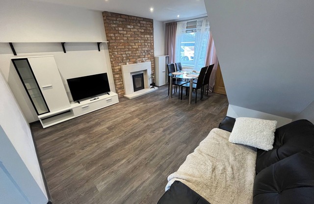 Mountfiled Walk - 3 Bedroom House