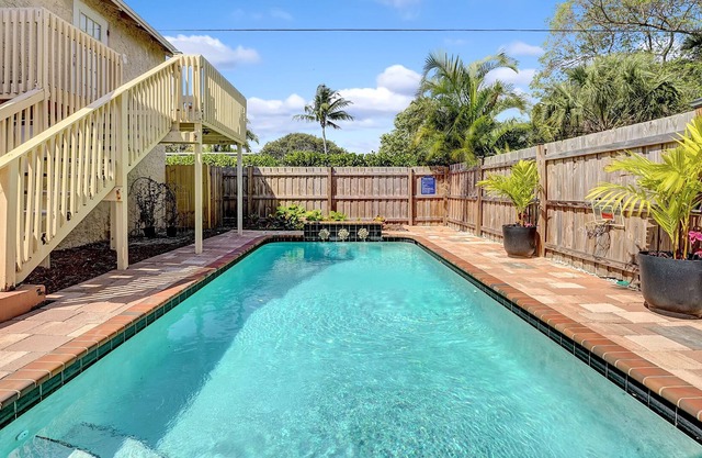 Multi-Family Cottages with private heated pool - 2mi. from beach