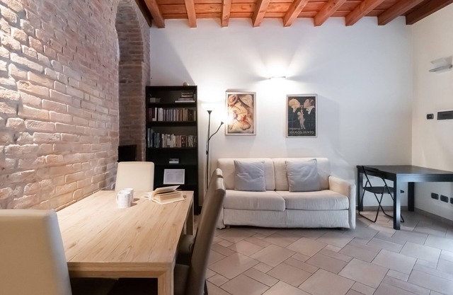 Muratori 8 - One Bedroom Apartment, Sleeps 3