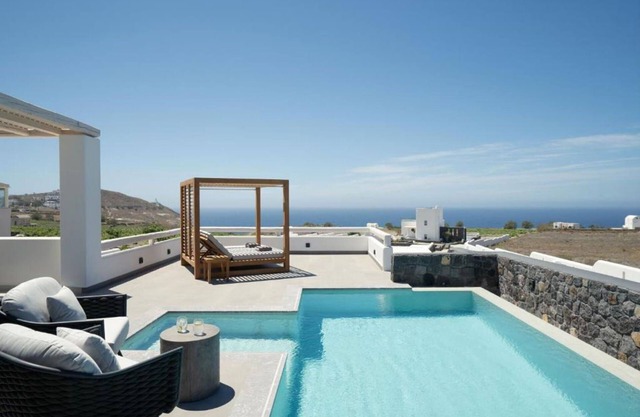 My Rental Homes - Villa Akrotiri with private pool and jacuzzi