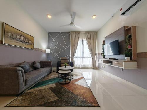 Mykey The Apple 2BR Suites Near Jonker Street