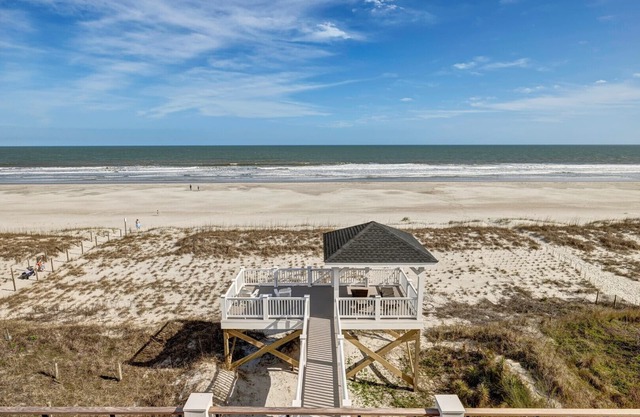 Namaste - Exquisite, Brand New, 4 Bedroom Ocean Front Home