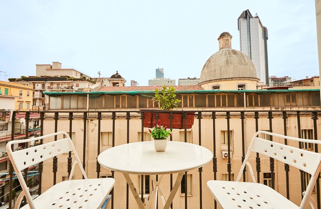 Napoli Fuori - One Bedroom Apartment, Sleeps 4