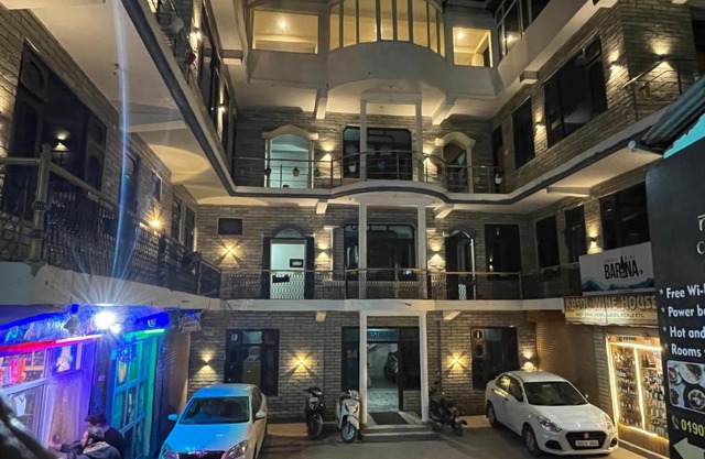 Narayana Guest house
