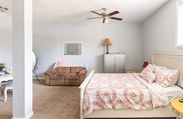 Nashville Gem * Central Suite * Easy Exploring!