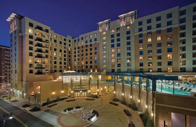 Nat'l Harbor MD’s Innovative Waterfront District near Wash DC 2BD/2BA w Balcony
