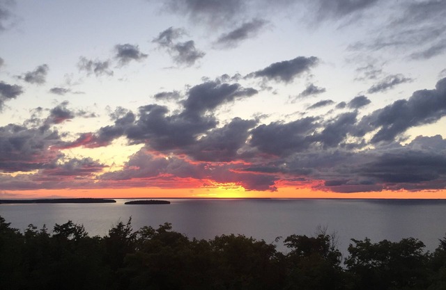 Natures Window Stunning Bluff View of Green Bay