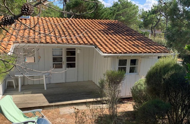 NATURIST BUNGALOW BY THE OCEAN