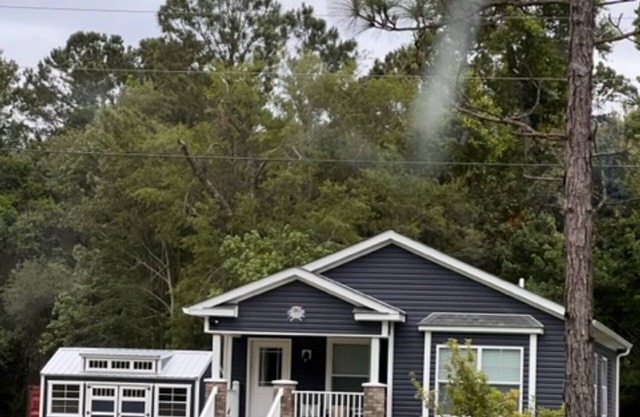Navigation Blue - Beach Escapen3 bedroom 2 bath private home