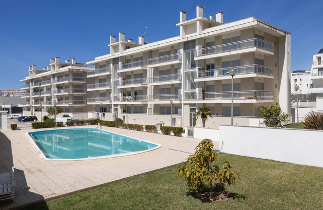 Nazaré Beach House - 5 minutes walking to the beach