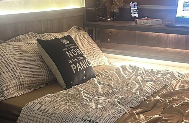 Near Airport/studio whith kitchen