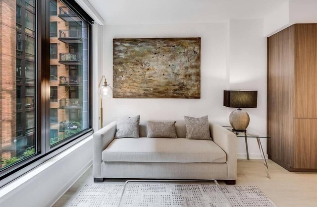 Near DC Attractions | Fitness & Business Center | NoMa