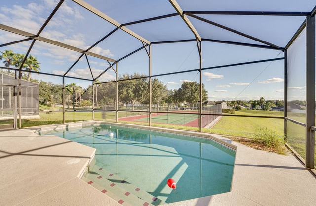 Near Golf Courses: Modern Davenport Home w/Pool