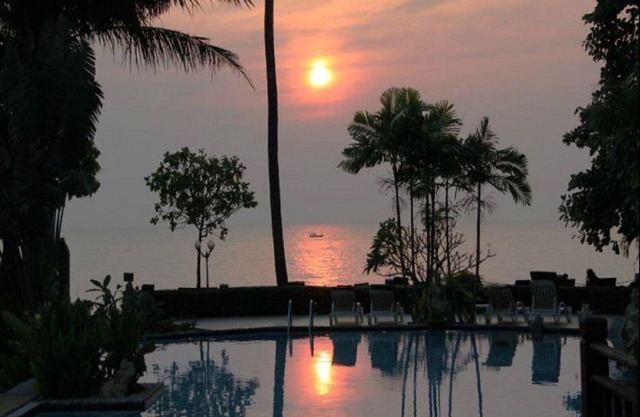 Near the beach in koh chang, superior garden with Twin