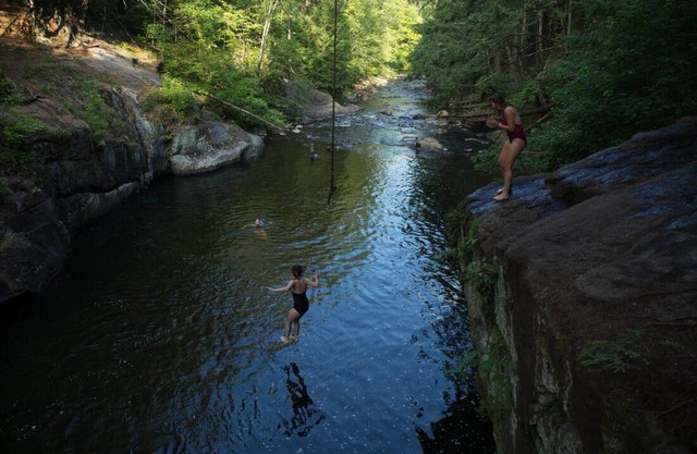Near The Black Hole, swim, SKI GORE nearby, Walking trail,Trout stream, Hiking,